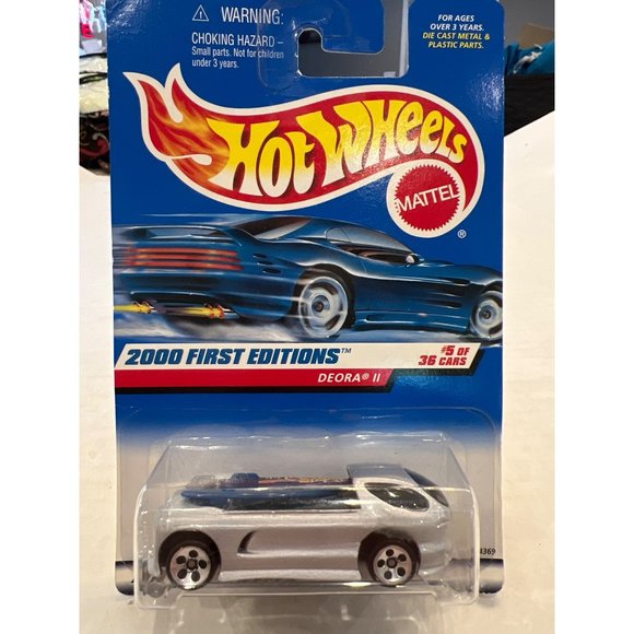 Hot Wheels 2000 First Editions 5 of 36 Collectable Car Deora II Toy Box Damage - Picture 1 of 10